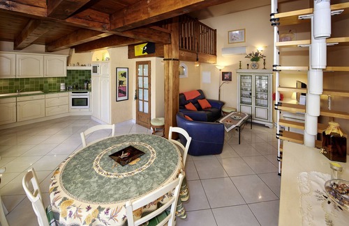Arles Apartment | Small paradise near Arles in Provence, big terrace and pool