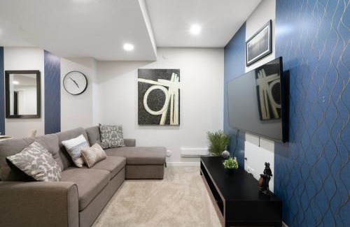 Southeast Calgary Apartment | Small Paris Two Bedrooms Basement Suite