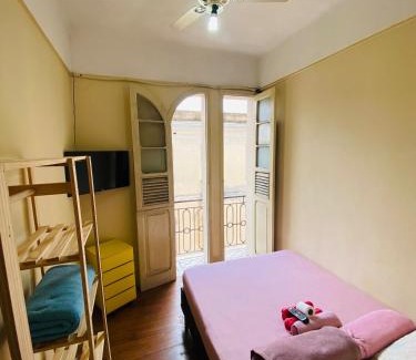 Centro Apartment | Small simple single suite 305
