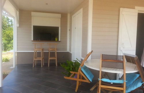 Ducos Villa | Small villa for rent from September to November.