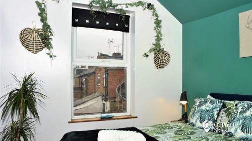 Chester House | Smallest House in Chester - Cosy 1 Bedroom Home