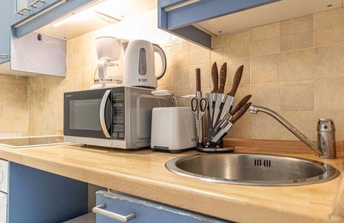 Landstrasse Apartment | Smart 2BR Apt. Perfect for Longstays near Rennweg