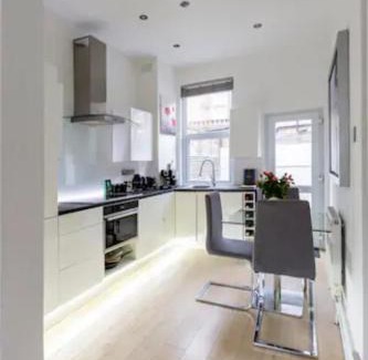 Furzedown House | Smart London Townhouse