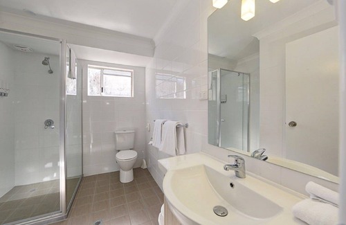 Millbank Hotel | Smart Motel Bert Hinkler
