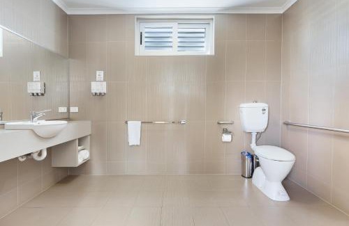 Clermont Hotel | Smart Stayzzz Inns