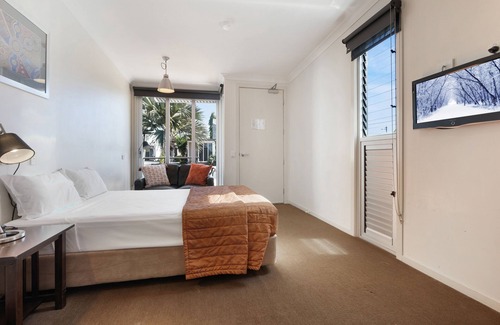 Clermont Hotel | Smart Stayzzz Inns Clermont