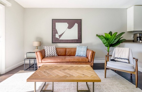 Sunnyvale Apartment | Smart Sunnyvale 1BR w/Gym, Pool, Spa, near Transit, by Blueground