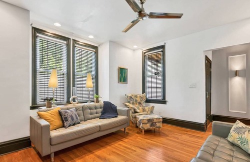 Tower Grove South House | Smarthome | Full Kitchen | Next to Tower Grove!