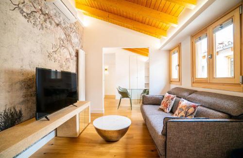Malasana Apartment | Smartr Madrid Gran Via Apartments
