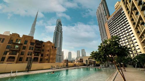 Downtown Dubai Apartment | SmartStay at Burj Royale - Full Burj Khalifa View - Brand New Luxury Apartments