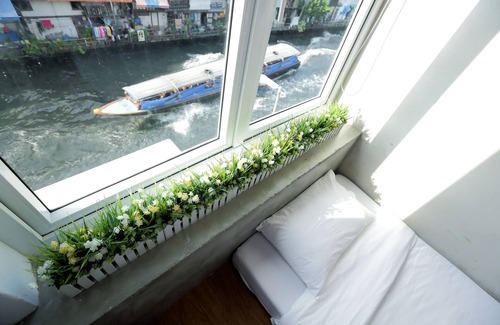 Khlong Maha Nak Hotel | Smile Inn