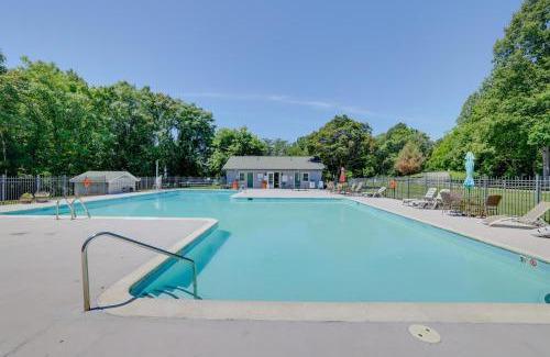 Moneta House | Smith Mountain Lake Home with Private Hot Tub and Dock