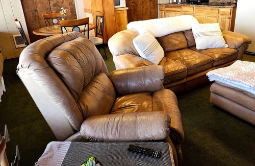 Terrebonne Cabin | Smith Rocks awaits! Located in town, convenient access to stores and restaurants