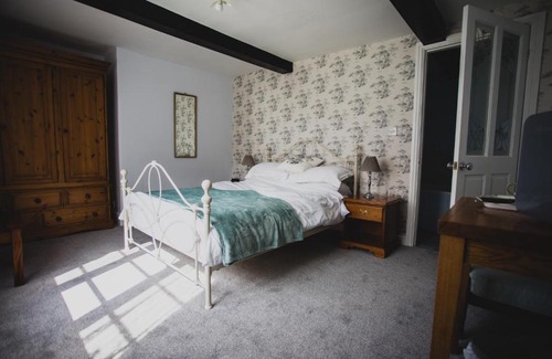 Barthomley Bed & Breakfast | Smiths Green Farm Bed and Breakfast