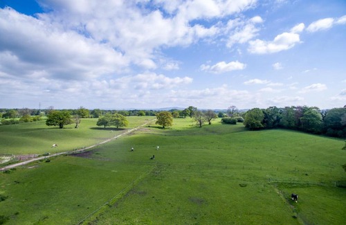 Barthomley Bed & Breakfast | Smiths Green Farm Bed and Breakfast