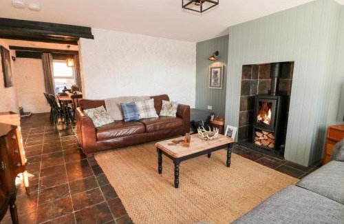 Clarencefield House | Smithy House