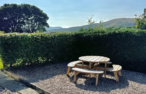 Tongue House | Smithy House - Village Centre Stay near NC500