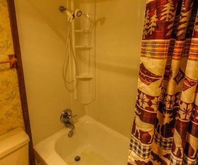 Banner Elk Hotel | Smoketree Lodge