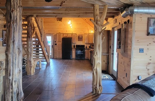 Gatlinburg - Pigeon Forge Cabin | Smokey Mountain Dreamers