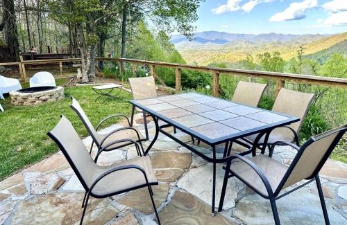 Bryson City House | Smokey Vista Lodge