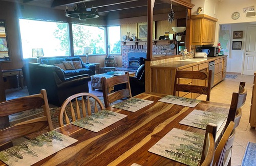 Springville Cabin | Smoky Bear's Favorite Spot in Camp Nelson with Amazing Views-Kid Friendly