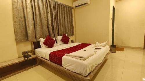 Kalbadevi Hotel | Smooth Checkin by Edition Blue - Mumbai