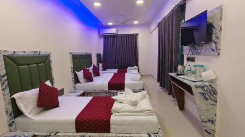 Kalbadevi Hotel | Smooth Checkin by Edition Blue - Mumbai