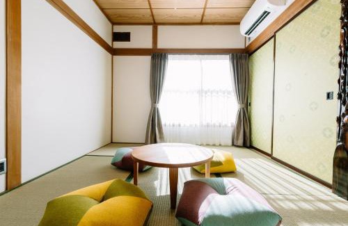 Ueda House | Smooth & Living