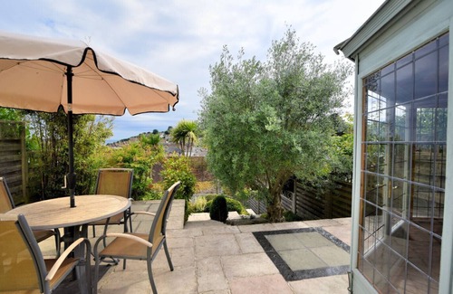 Beer Cottage | SMUGGLERS COTTAGE, pet friendly, character holiday cottage in Beer