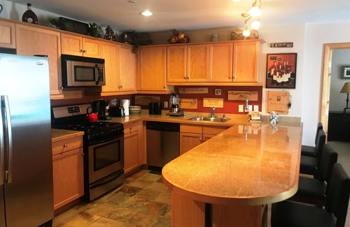 Taos Ski Valley Apartment | Snakedance Condominiums