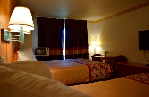 Nokomis Hotel | Snelling Motel