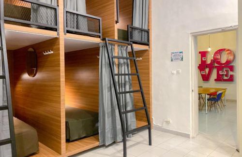 Klojen Hostel | Snooze Malang