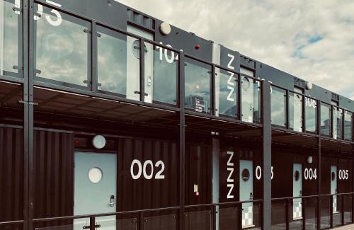 Stratford and New Town Hotel | Snoozebox Olympic Park