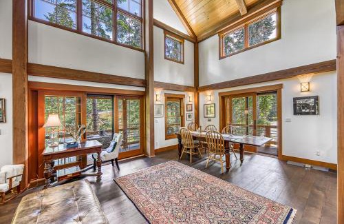 Snoqualmie Pass House | Snoqualmie Lodge