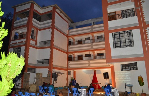 Chogoria Hotel | Snow Peak Hotel