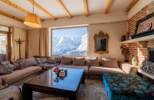 Kazbegi Ski Chalet | Snow Time Cottage