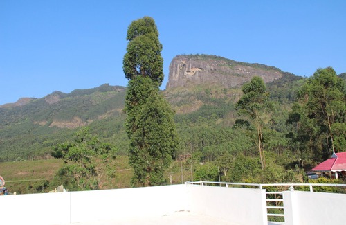 Kanthalloor Bed & Breakfast | Snow White Holiday Apartments, Kanthaloor