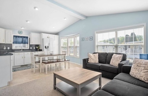 Ocean Pines House | Snowbird Bay Cottage