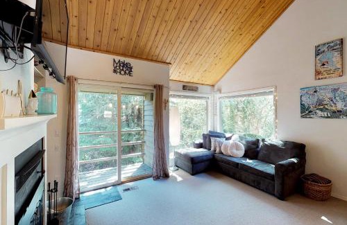 Alyeska Apartment | Snowbird Condo #170-D