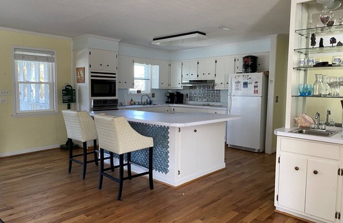 Edisto Island House | SNOWBIRD DISCOUNT! Partial OCEAN VIEW! Fenced yard bring doggo. WaterFront DOCK