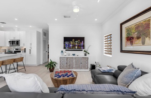 Twin Lakes House | Snowbird Paradise - New Vacation Home in Key Largo