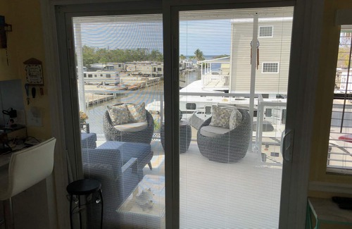 Marathon House | *Snowbirds Paradise*