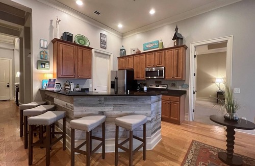 Dadeville Condo | Snowbirds wanted.