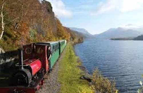Penisarwaun House | Snowdon Cottage 2 - 10 minutes drive from the base of Snowdon
