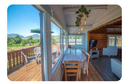Bronaber Ski Chalet | Snowdonia Escapes# Scenic Log Cabin with Views, WIFI & 2 Double bedrooms