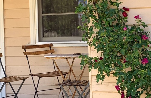 The Brothers Cottage | Snowdrift Cottage at Springwell - Historical Farm Stay