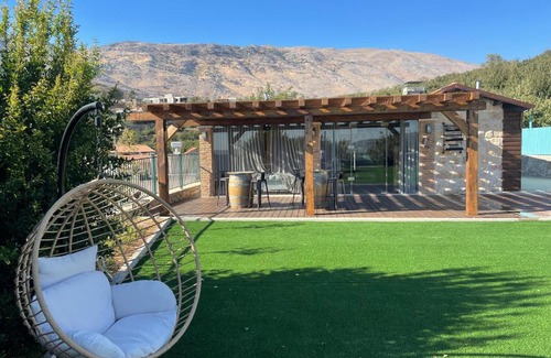 Majdal al-Shams Cabin | snowflake.golan