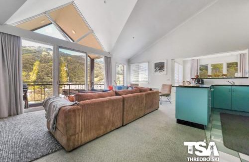 Thredbo Ski Chalet | Snowman 8 Penthouse