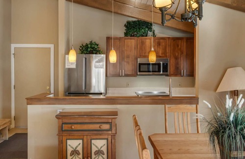 Snowmass Village Condo | Snowmass - Woodbridge Condos 17C
