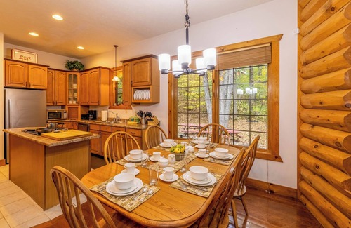 Slatyfork Farm House | Snowshoe WV 'Mountain Retreat' Starlink